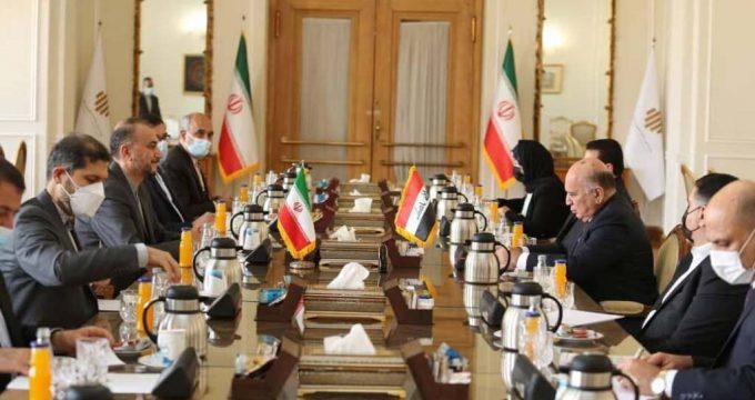 FM: Iran supports democratic process in Iraq