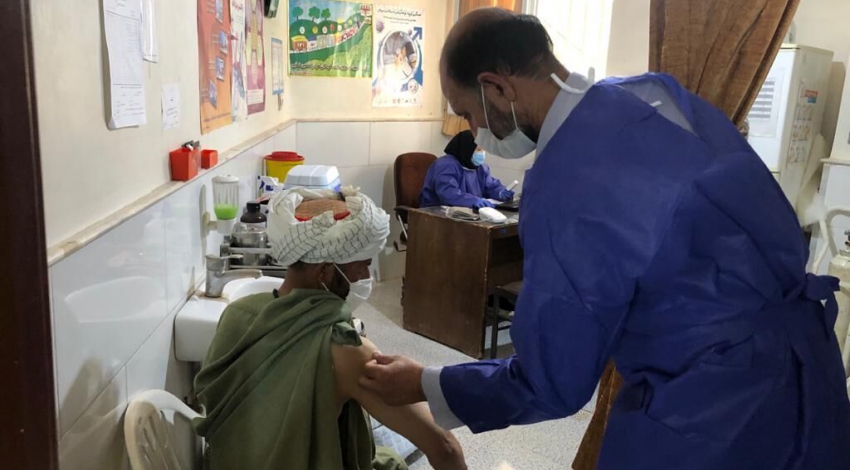 Foreign nationals in northeast Iran vaccinated against coronavirus