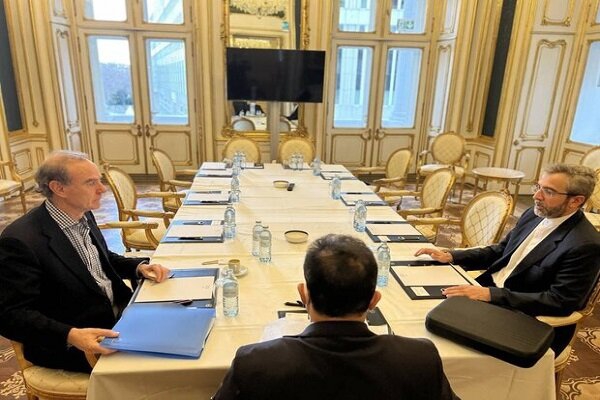Irans Bagheri, EUs Mora hold bilateral meeting in Vienna