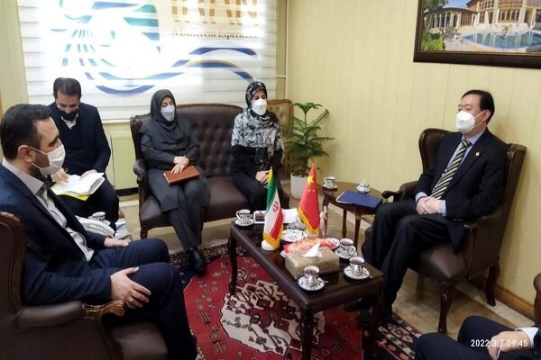 Iran, China emphasize broadening tourism coop.