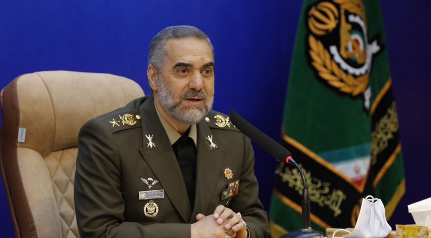 Iran Army successful in maintaining security, sovereignty: Defense min.