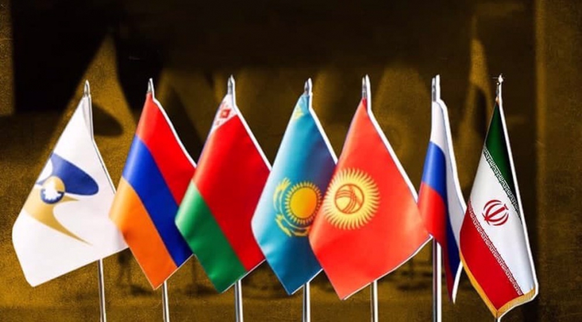 Iran, EAEU bloc continue free trade deal talks in Russia