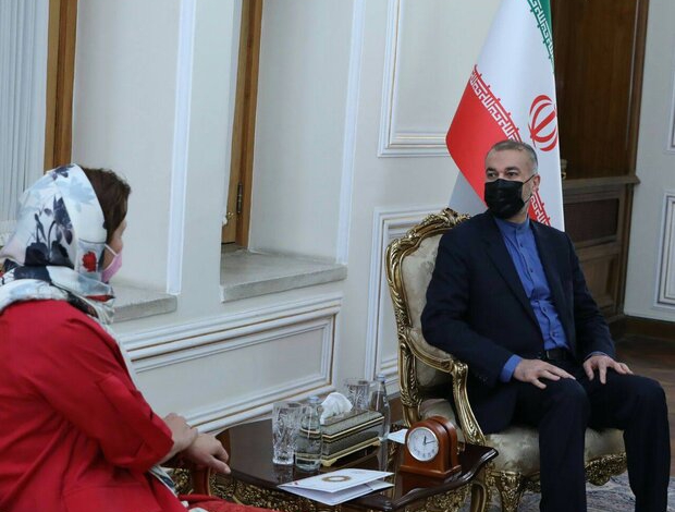 Iran FM, Slovak deputy FM hold talks in Tehran