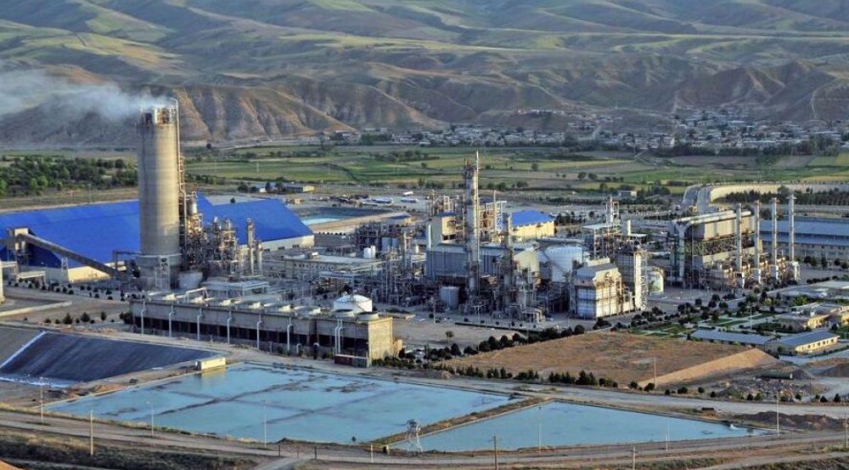 Industry sources dismiss US bans on Irans petrochemical plants as theatrical