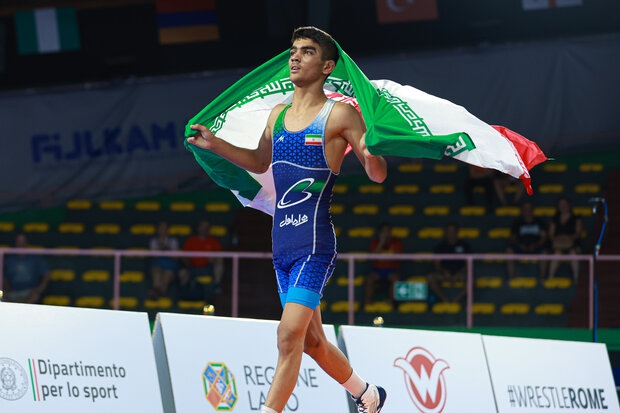 Iran wins Greco-Roman wrestling U17 world c