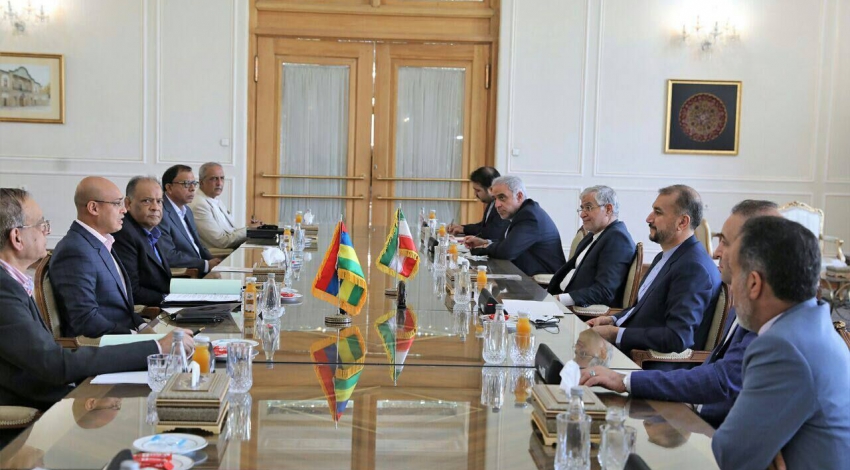 FM says Iran welcomes developing ties with Mauritius