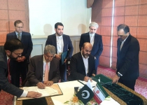 Iran-Pakistan JEC concludes with signing of several MoUs
