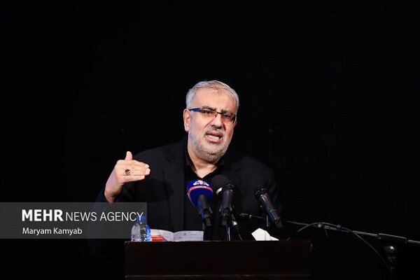 Bushehr to turn into refining hub of Iran: oil minister