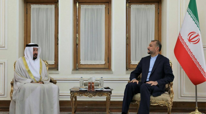 Iran FM meets UAE ambassador to Tehran, underlies boost in ties with neighbors
