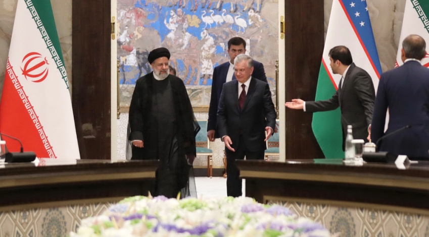 Iran, Uzbekistan sign 17 MoUs during Pres. Raisi visit to expand ties