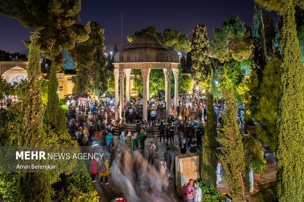 Iranians mark Hafez Day at his tomb in Shiraz