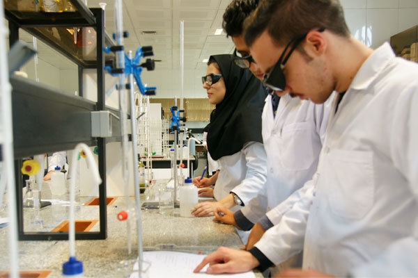 1,870 Iranians among worlds top 2% most-cited researchers