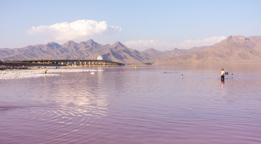 Lake Urmia shrinks despite precipitations