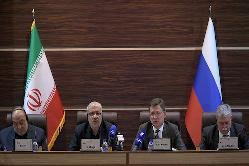 With raft of deals, Iran, Russia pledge to expand ties