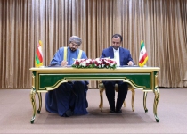 Iran, Oman officials ink 4 cooperation agreements