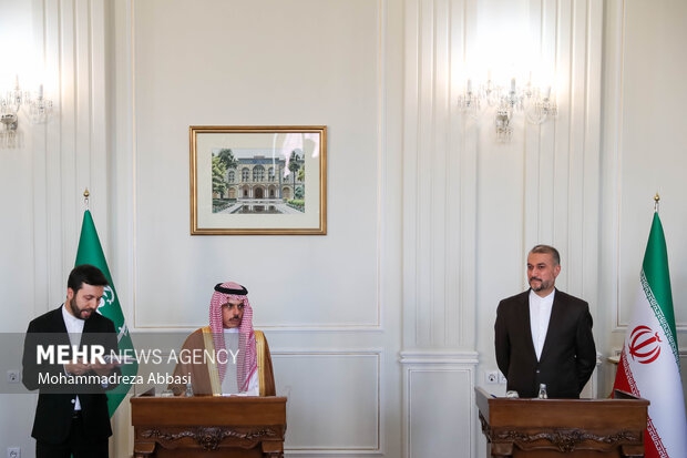 Iran, Saudi Arabia agree to form joint political & economic committees