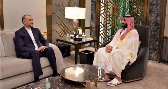 Iranian FM, Saudi crown prince hold direct and fruitful
