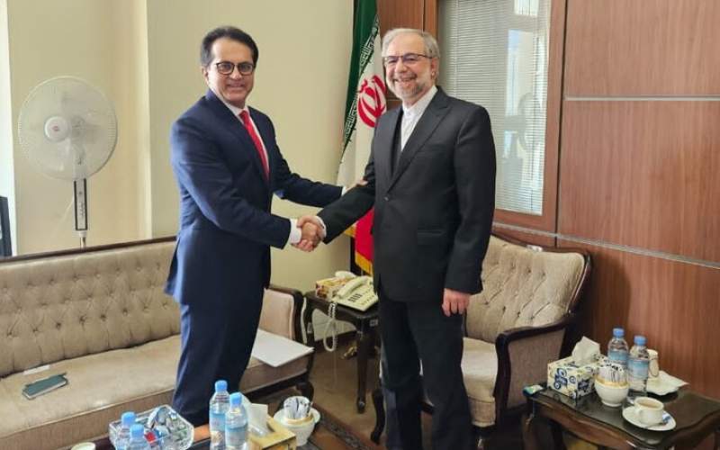 Pakistani envoy, Iranian diplomat hold meeting in Tehran