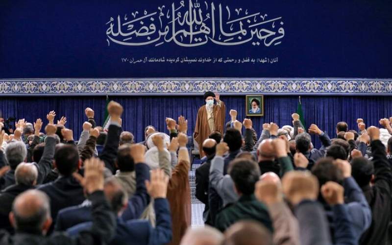 Martyrs identity of Iranian nation : Leader