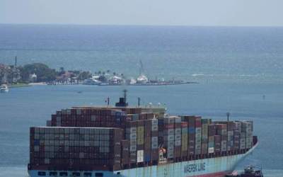Shipping giant Maersk prepares to restart operations in Red Sea