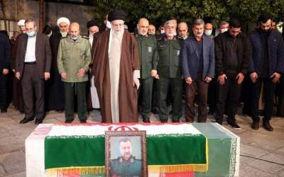 Leader prays over coffin of martyred IRGC general