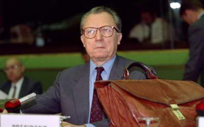 Architect of euro dies aged 98