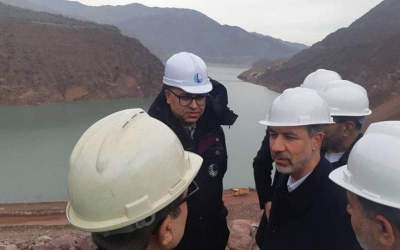 Iran’s energy minister tours major dam project in Tajikistan