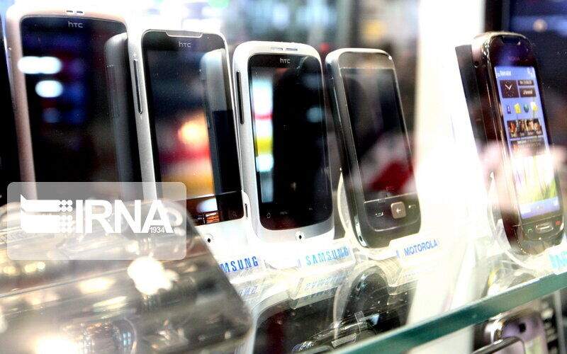 Iran’s mobile phone imports at over $2.2 bn in 9 months to late Dec.