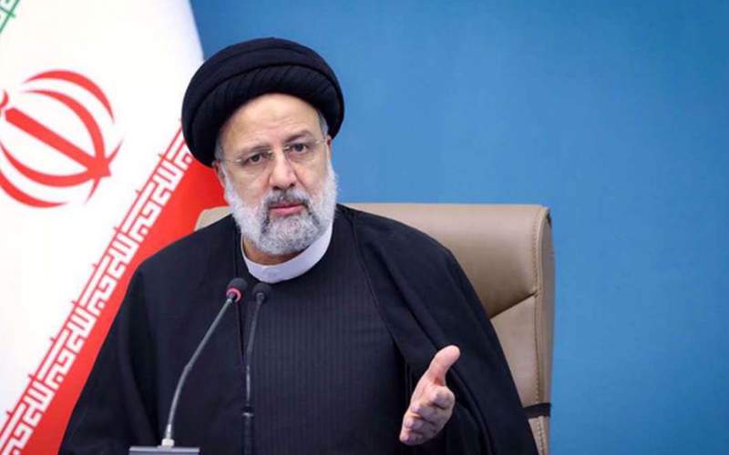 Raisi offers congrats on New Year to Christian countries
