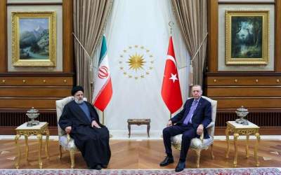 Iran, Turkey sign 10 cooperation documents