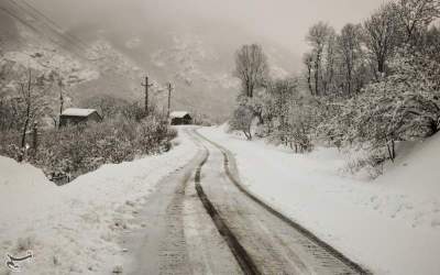 برف راه ۸۰۰ ‌روستای آذربایجان‌شرقی را مسدود کرد‌