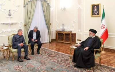 Iranian President Ebrahim Raisi and Tatarstan President Rustam Minnikhanov meeting