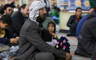حضور افغانستانی‌ها در مسجد مقدس جمکران