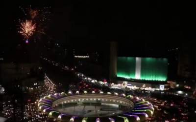 فیلم: میدان حضرت ولیعصر (عج) تهران غرق در نور و شادی  