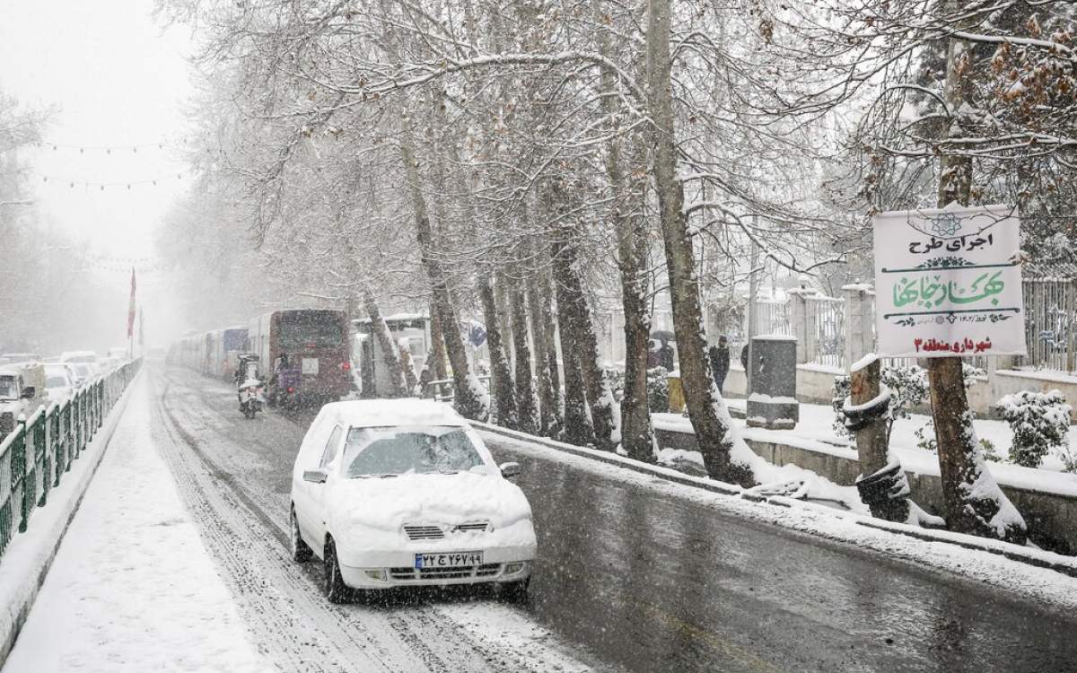 سرمای هوای تهران ادامه دارد