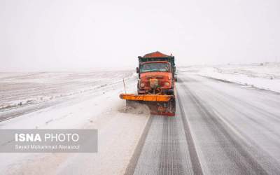 عکس: تلاش راهداران برای بازگشایی جاده‌ها در خراسان رضوی  