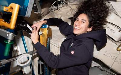 یاسمین مقبلی فضانورد ایرانی الاصل