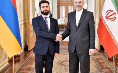 Iran’s Deputy Foreign Minister for political affairs Ali Bagheri Kani and Armenian counterpart Vahan Kostanyan