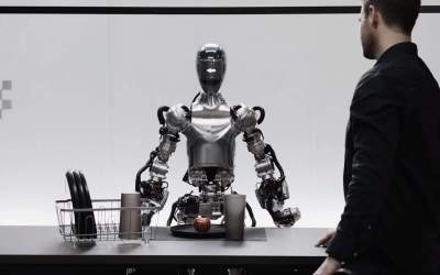 فیلم: گفت‌وگو با «فیگور 01» رباتی که دنیا را می‌بیند و درک می‌کند!  