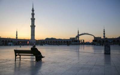 دعای ندبه در مسجد مقدس جمکران