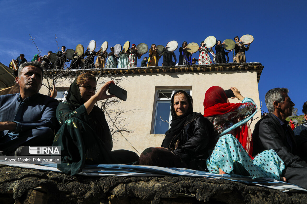 Hezar Daf ceremony in Iranian Village