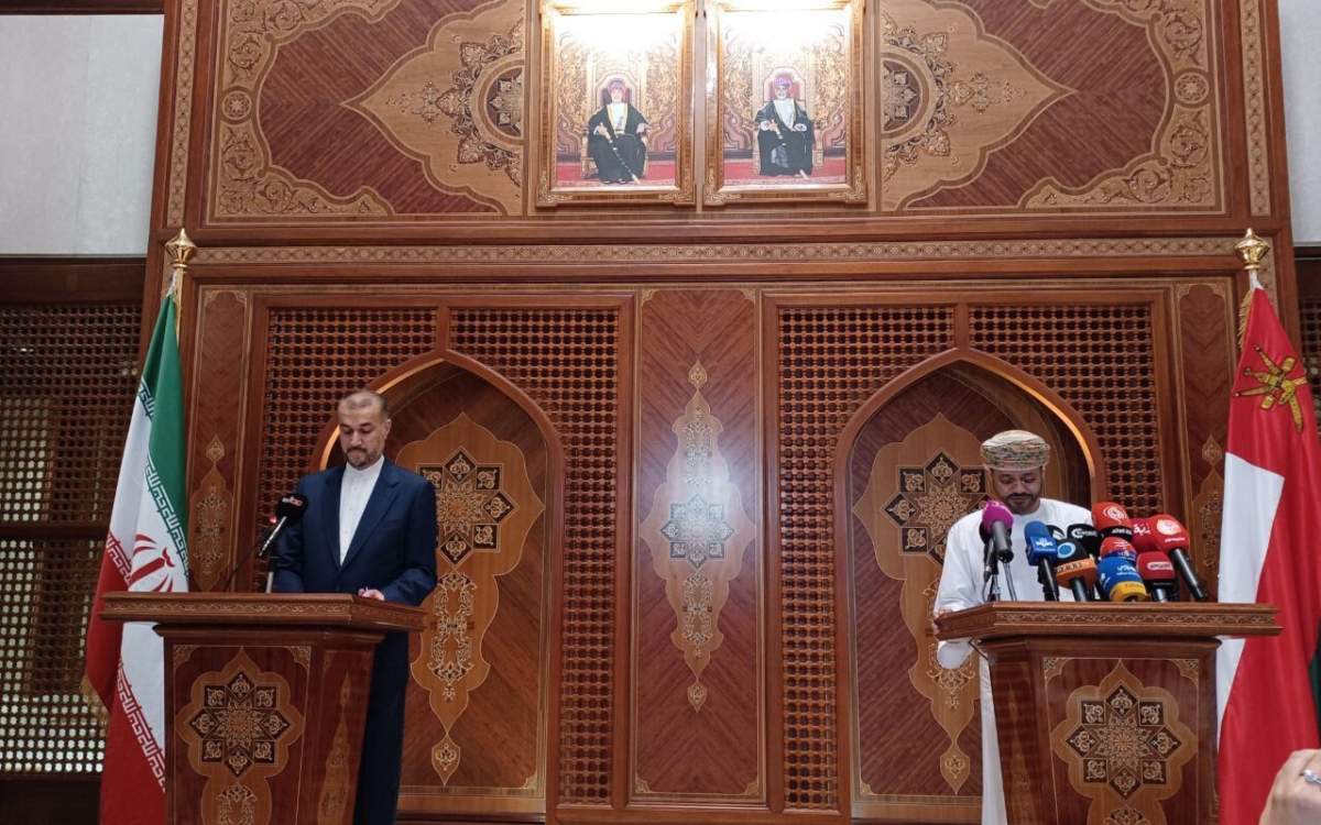 Iranian Foreign Minister Hossein Amirabdollahian and his Omani counterpart Sayyid Badr Albusaidi in Muscat