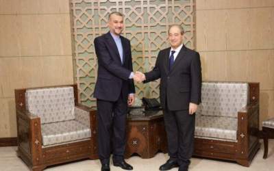 Iranian Foreign Minister Hossein Amir-Abdollahian and his Syrian counterpart Faisal Mekdad
