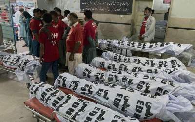 ۱۱ کشته در حمله مسلحانه به یک اتوبوس در پاکستان