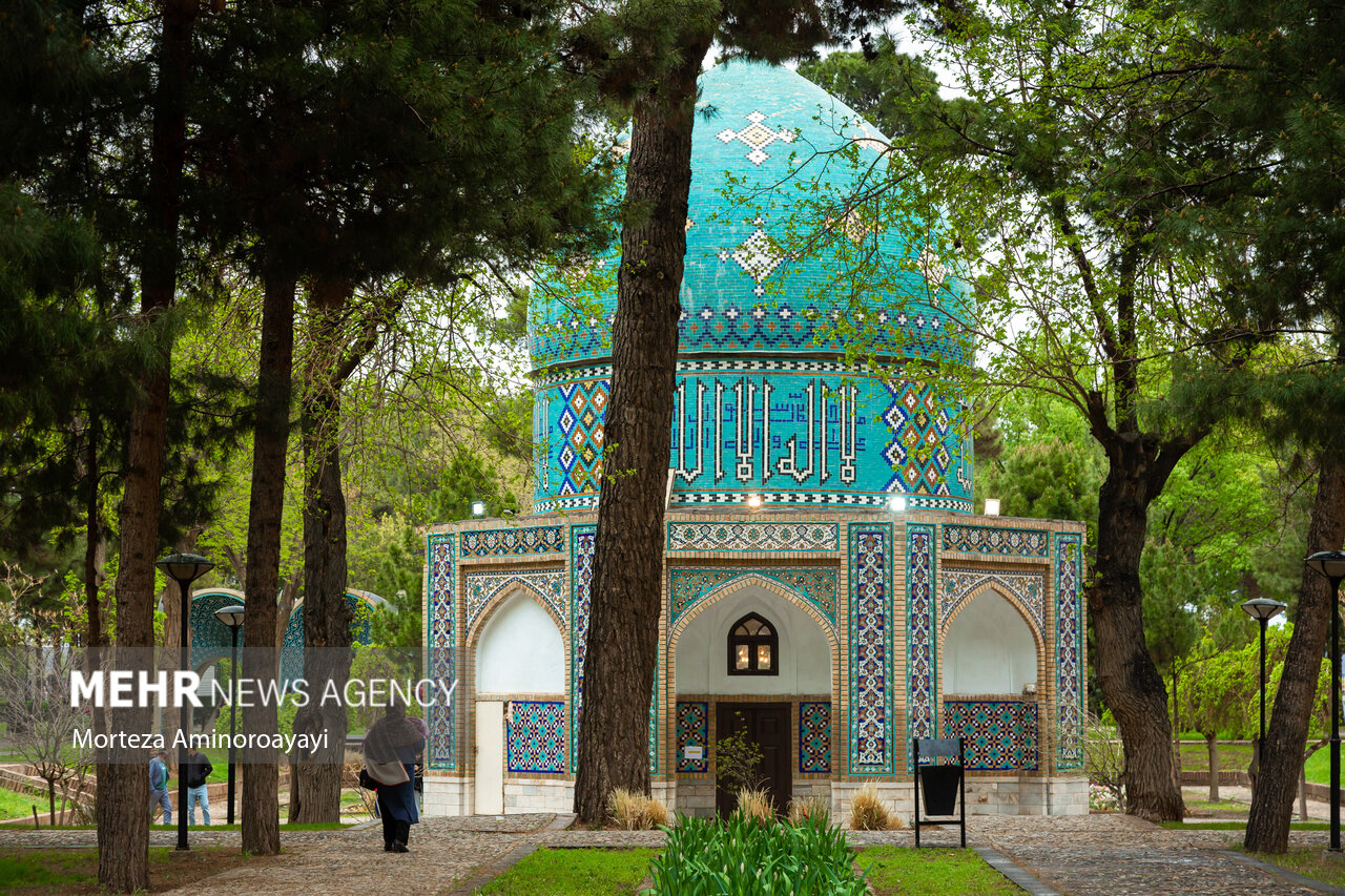 Attar Neishabouri tomb