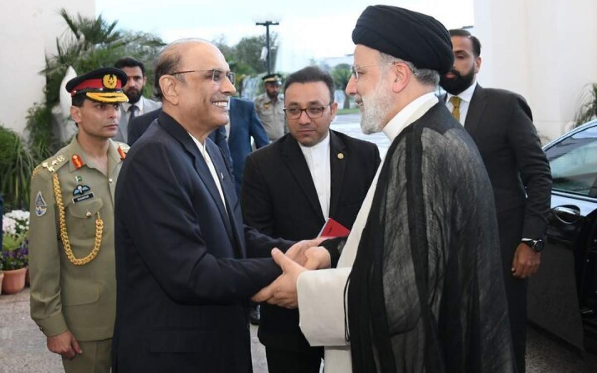 Iranian President Ebrahim Raisi and Pakistan