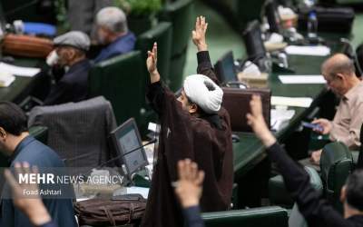 Iran parliament votes to make Saturdays weekend holidays