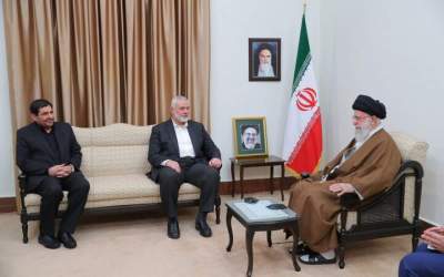 The chief of the political bureau of the Palestinian Resistance Movement Hamas Ismail Haniyeh met and held talks with the Leader of the Islamic Revolution Ayatollah Seyyed Ali Khamenei on Wednesday