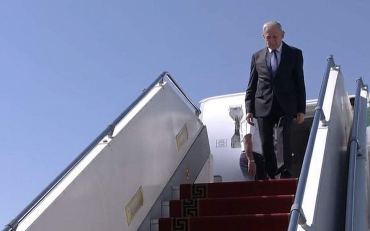 The undated photo shows Iraq’s President Abdul Latif Rashid disembarking a plane.