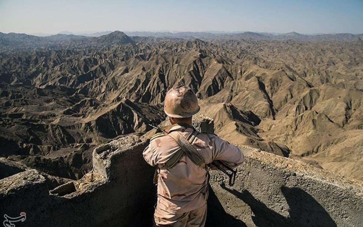 Border Guards Smash Terrorists in SE Iran